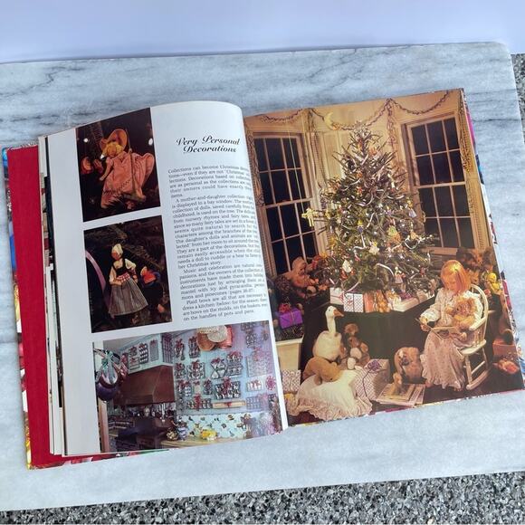 Vintage 1984 Southern Living Christmas Hardback Book Magazine Craft Book Holiday - Picture 2 of 5